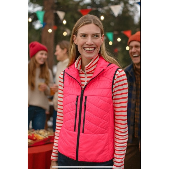BOGNER VEST 1/4 ZIP TOP SET SZ 8-10 M STRIPED ATHLETIC PERFORMANCE BOLD MODERN - Picture 1 of 13